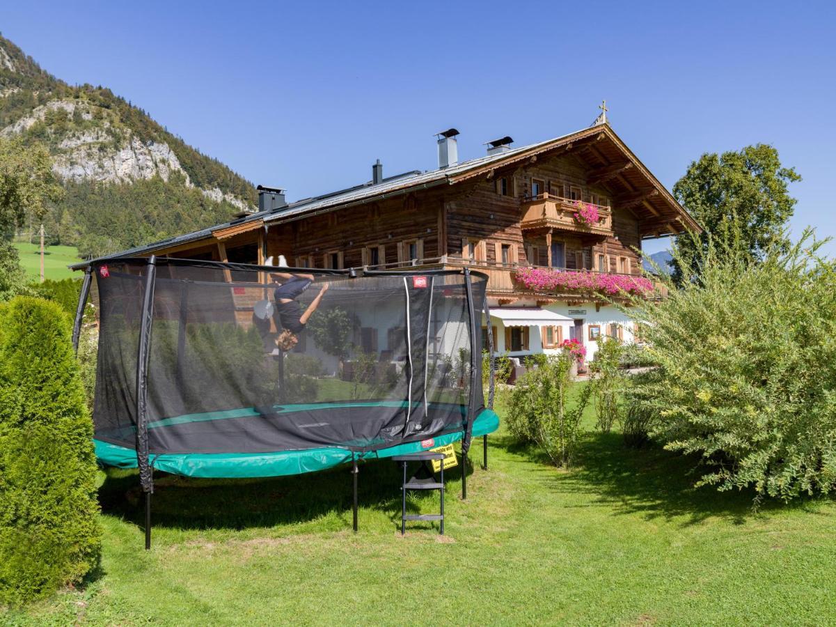 Narzenhof Wellness Chalets, Familien&Luxus Apartments am Bauernhof St. Johann in Tirol Exterior foto